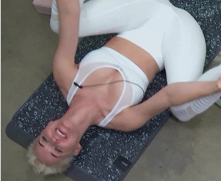 Katy Perry Sexy Yoga