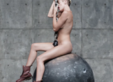 Miley Cyrus Wrecking Ball Nude