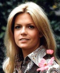 Meredith Baxter Topless