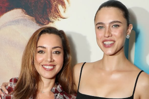 Aubrey Plaza and Margaret Qualley Nude Lesbian Sex Scene in "Honey Don't!"